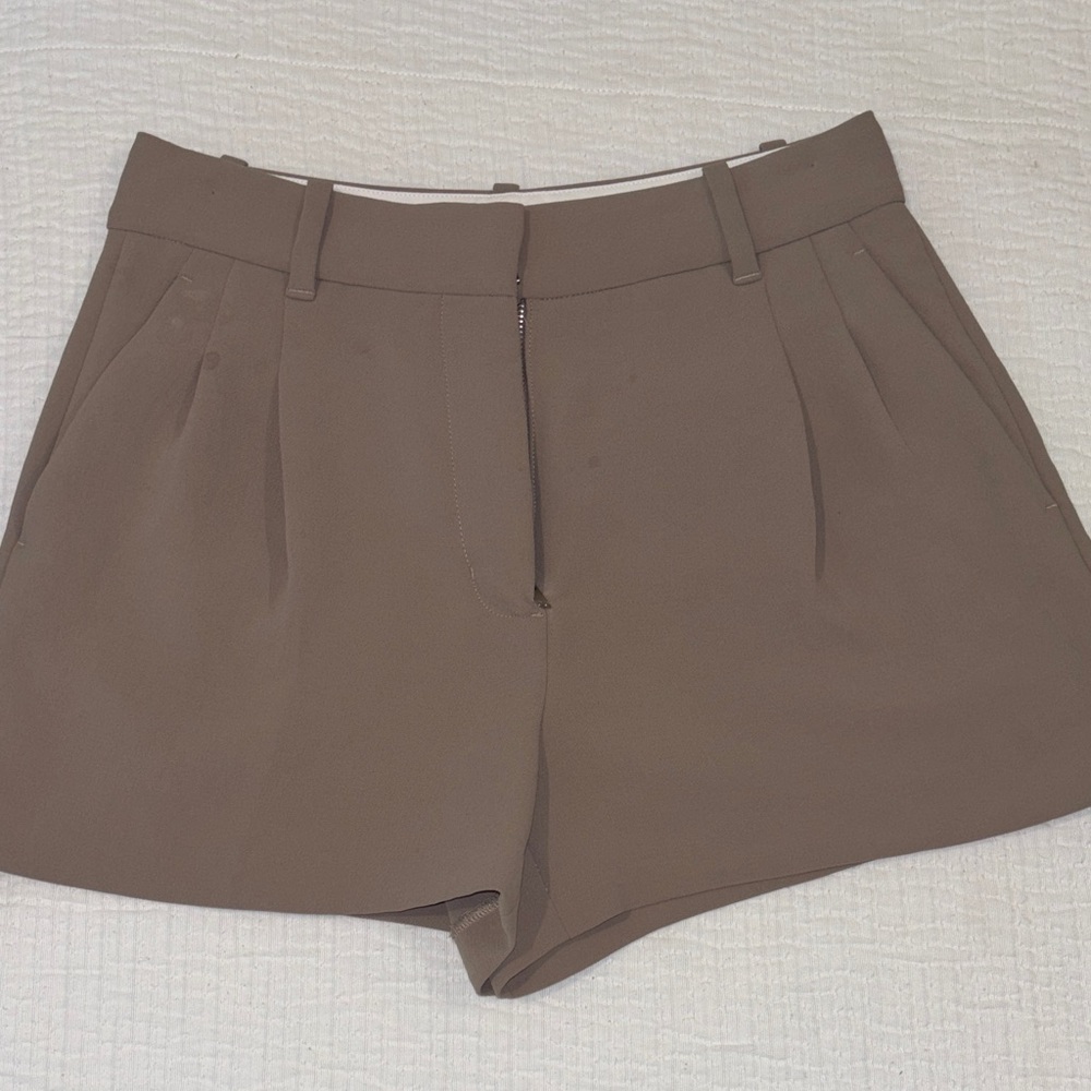 Aritzia Tailored High-Waist Brown Women's Shorts